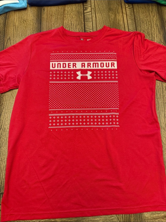 Under Armour Other - Under Armour Red Short-Sleeve Graphic Performance Tee